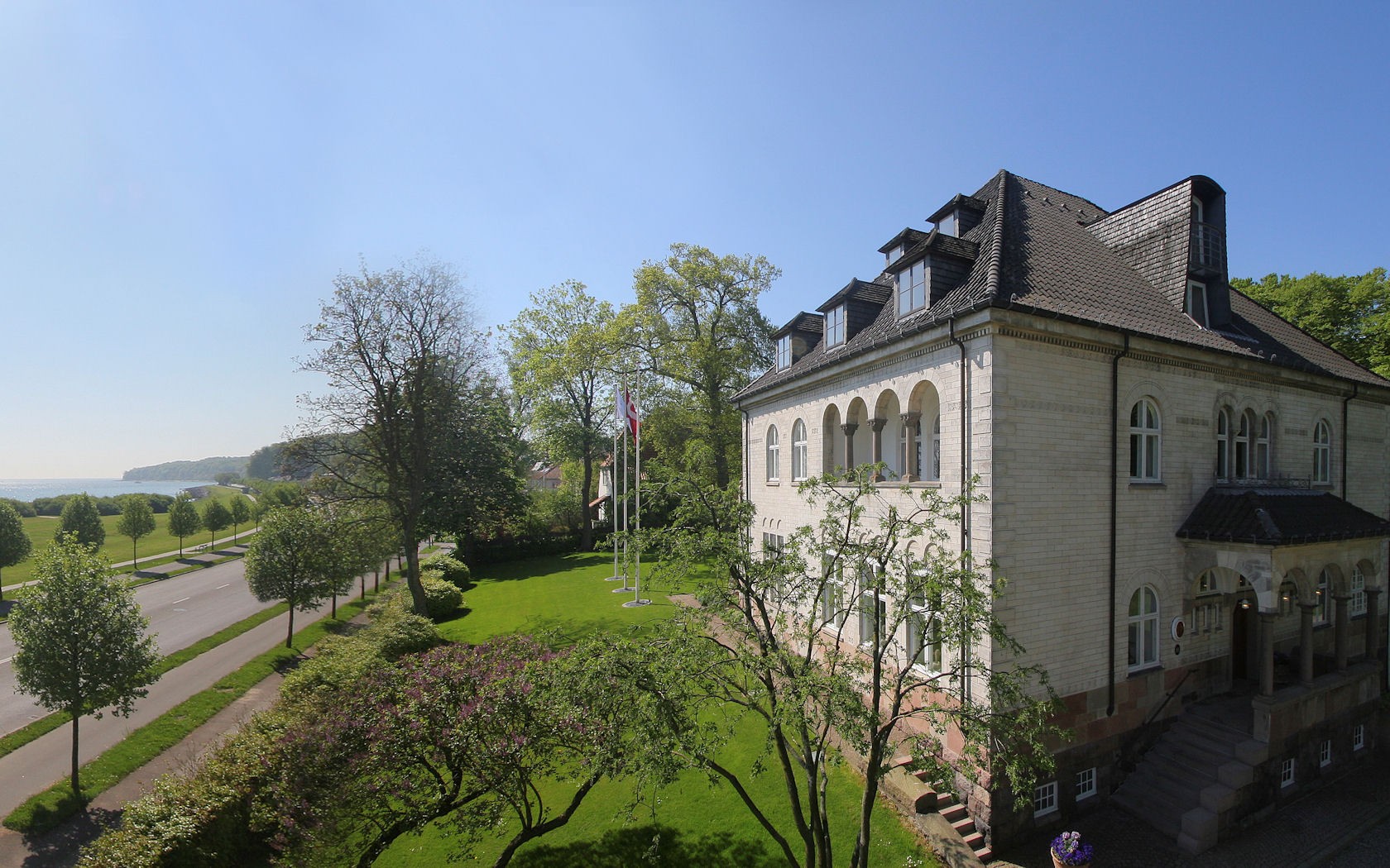 Schouw_House.jpg (1)